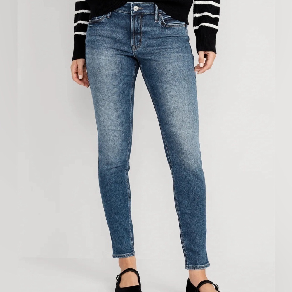 Old Navy Women’s Jeans Size 12 Mid Rise Super Skinny Cotton Classic